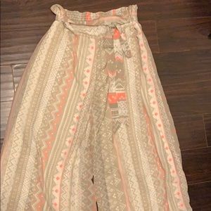 Beautiful flowy pants